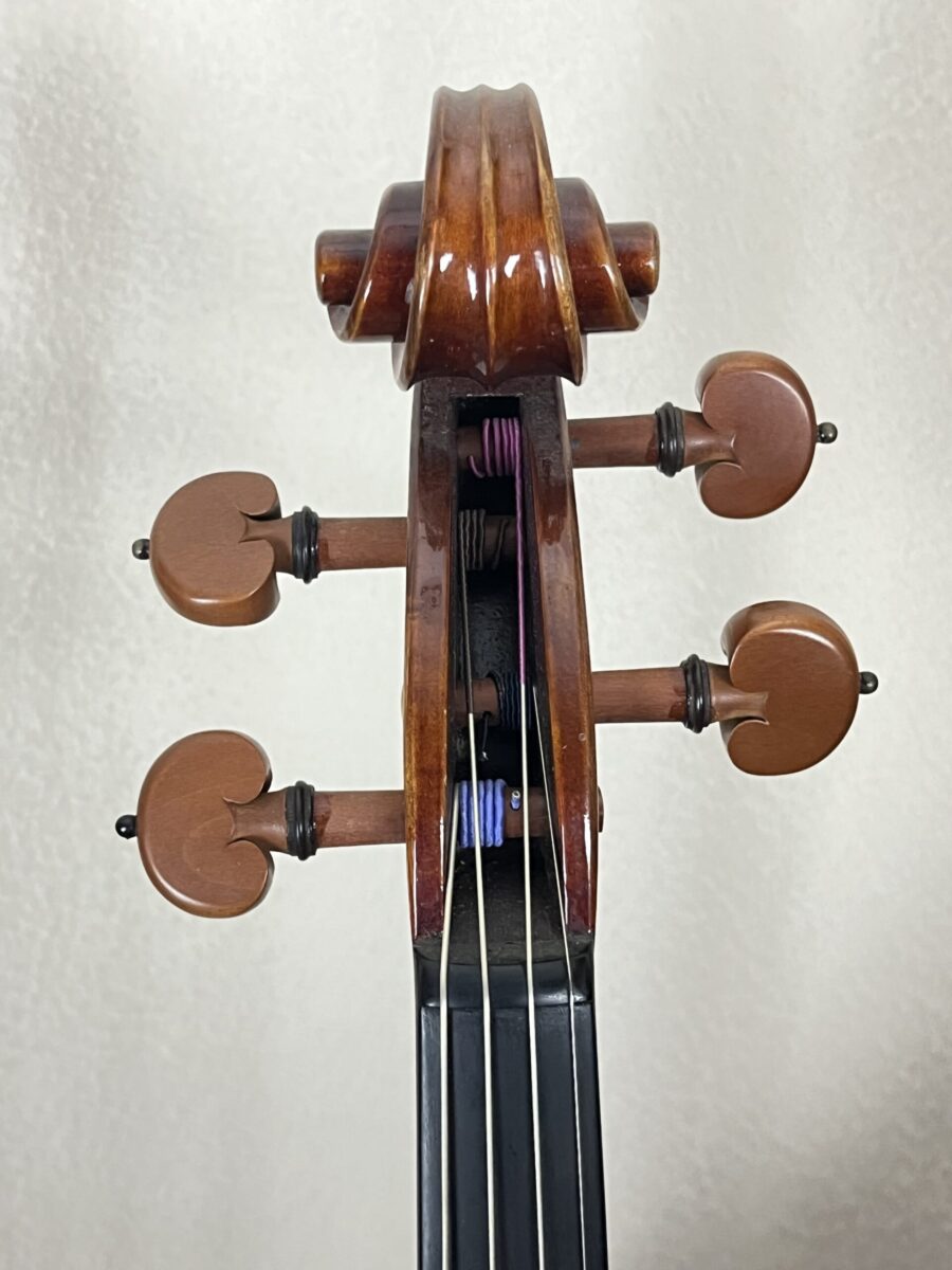 Viola s-2714 scroll