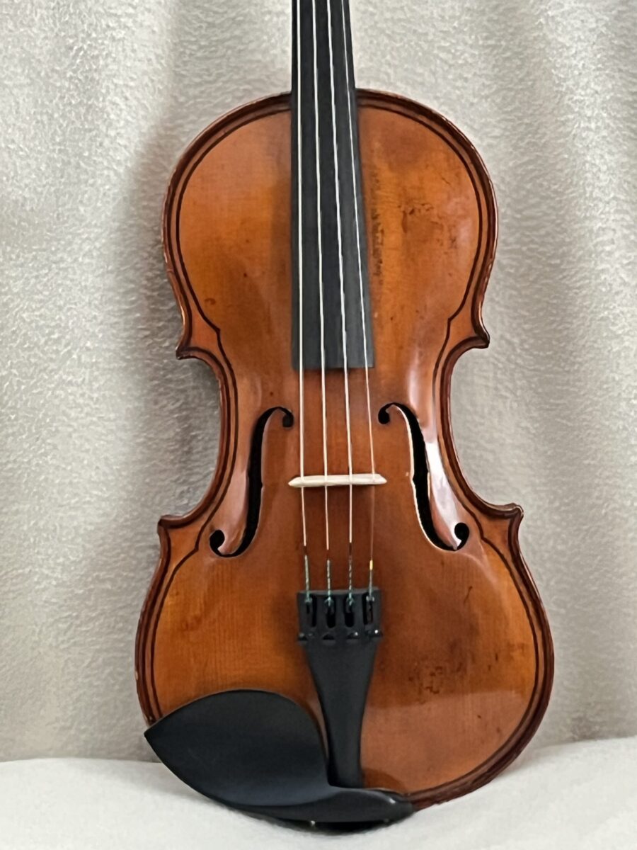 Violin C-0025 front