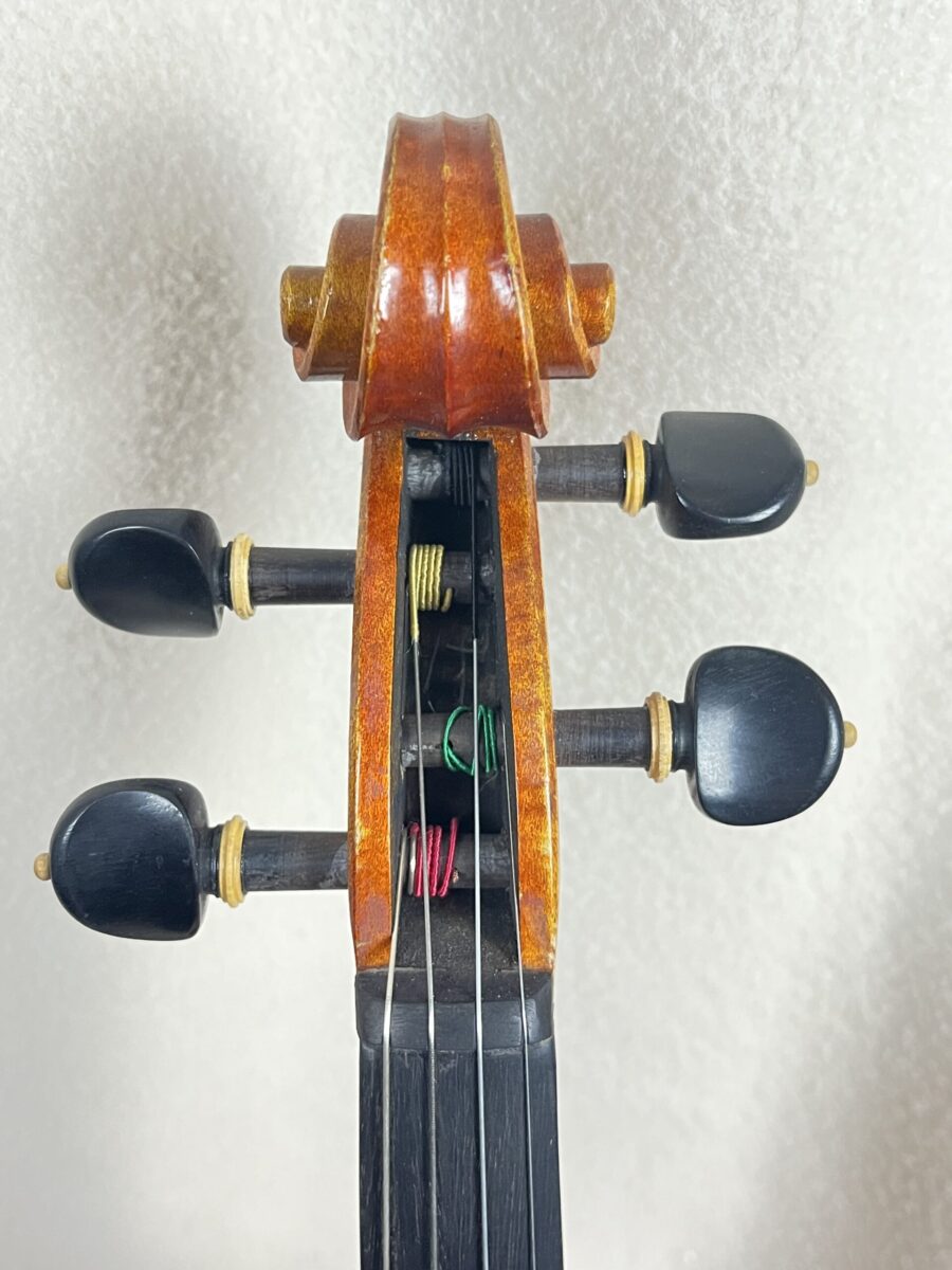 Violin s-3364 scroll