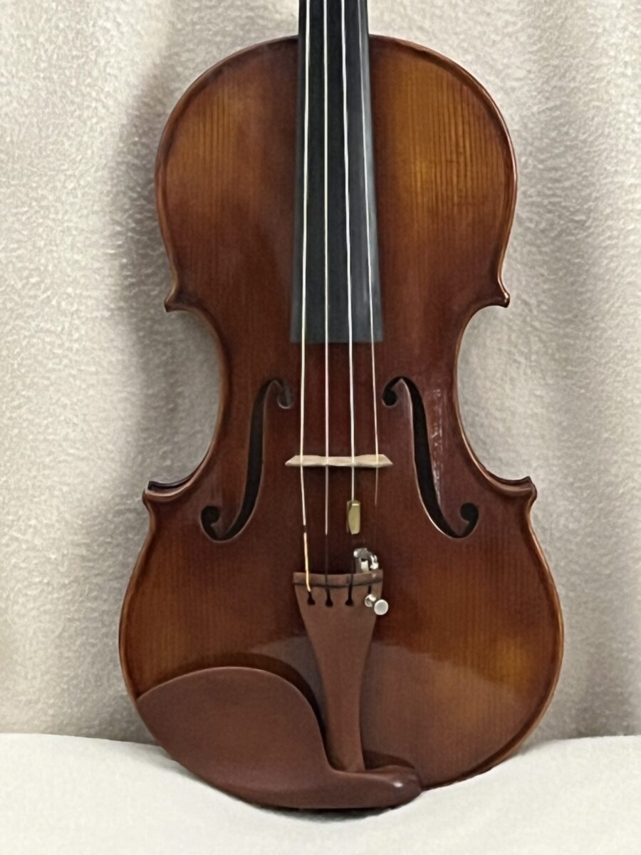 Violin s-3538 front