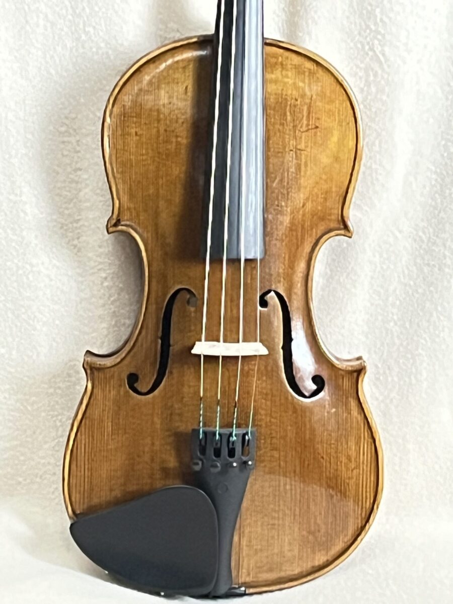 Violin s-3545 front