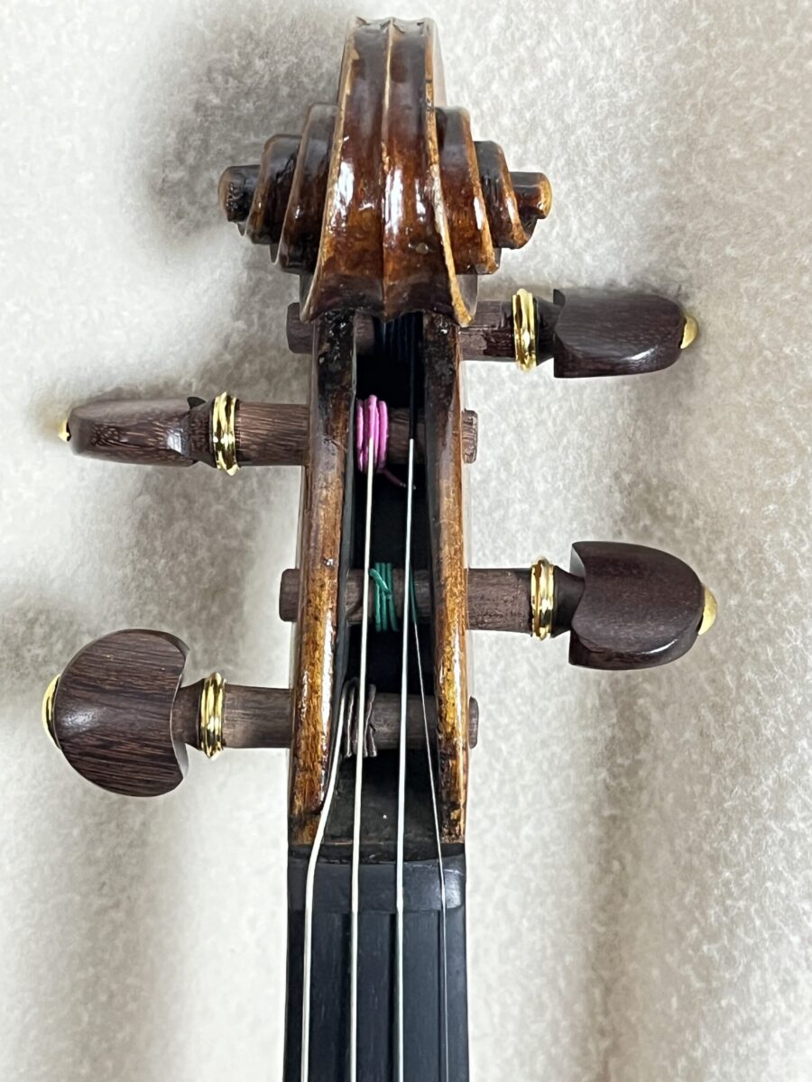 Violin s-3955 scroll