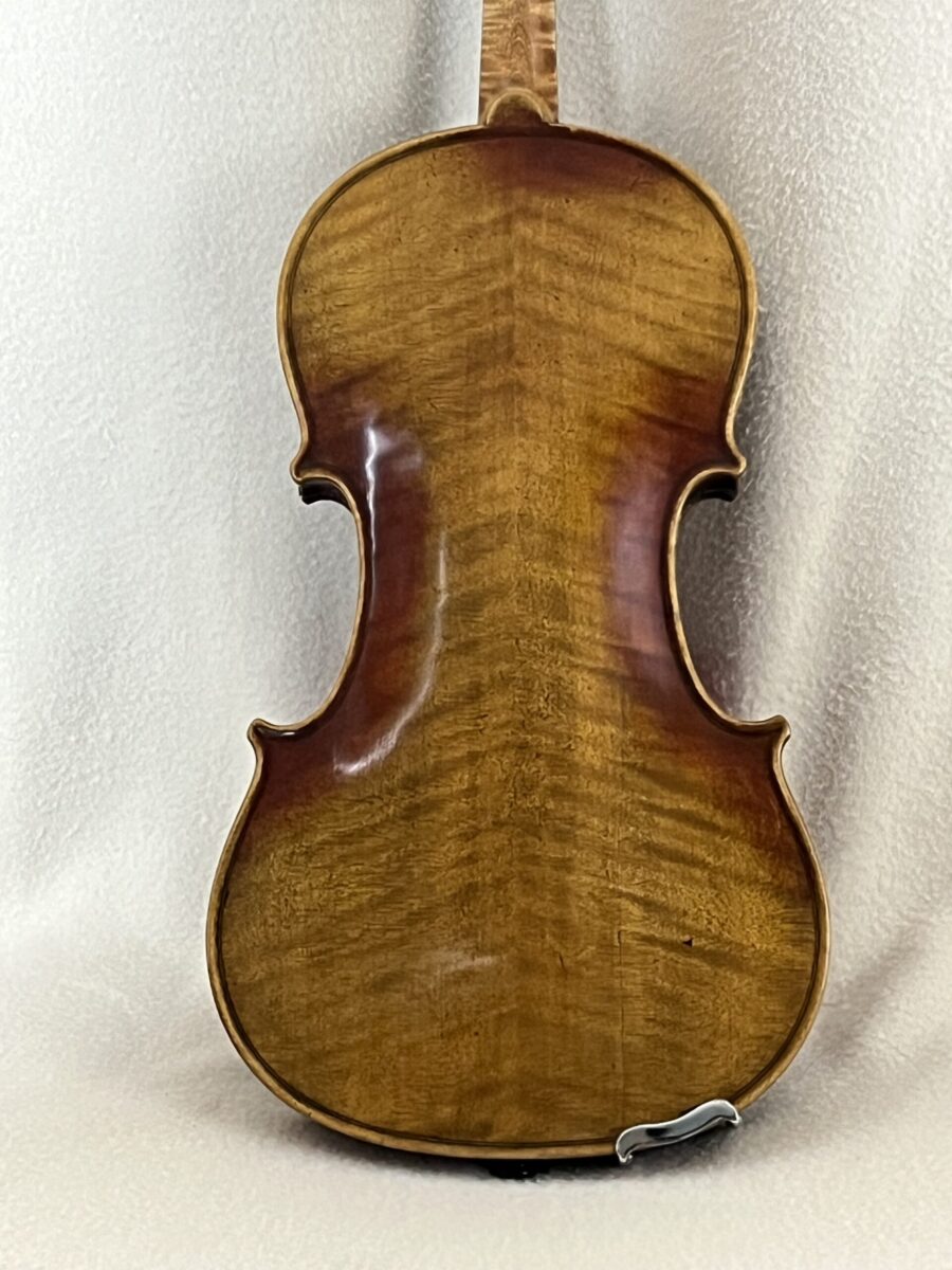 Violin C-0027 back