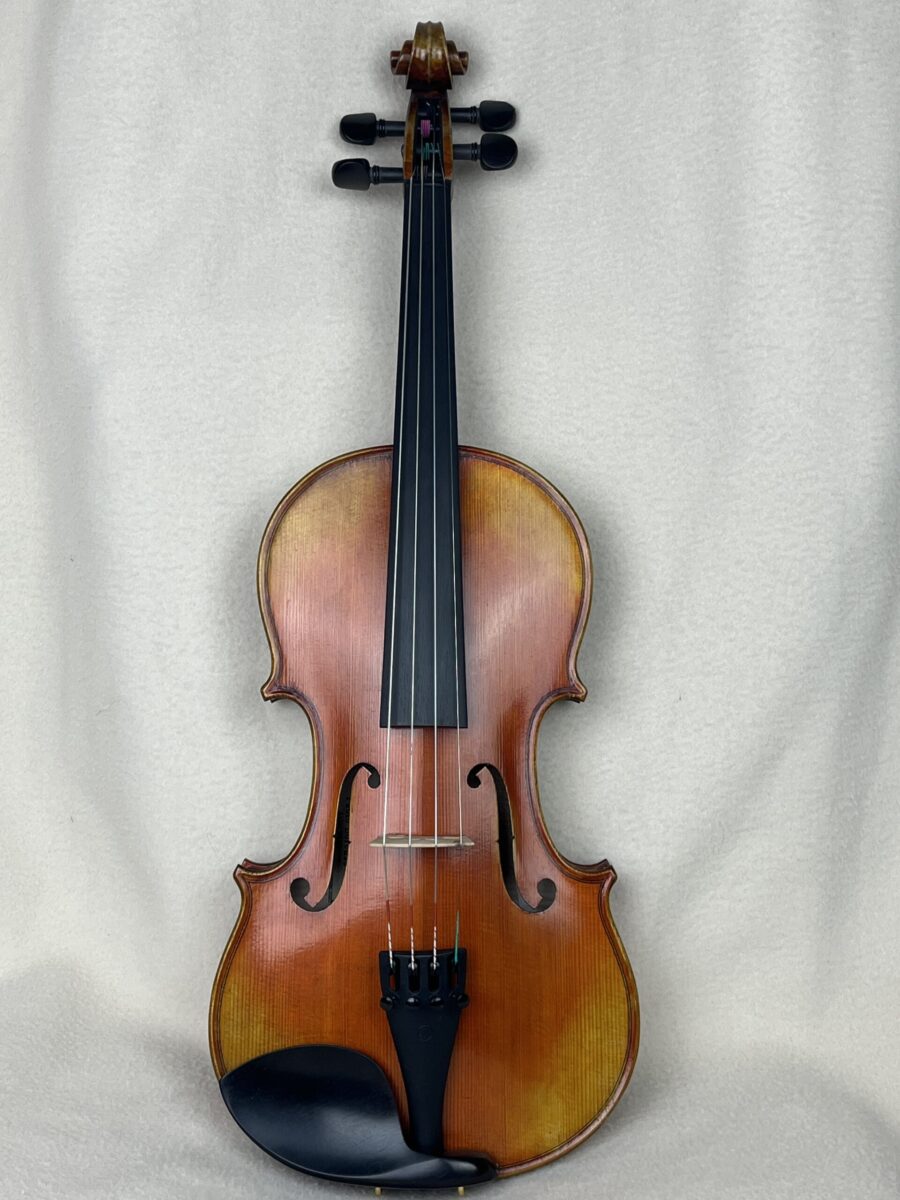 Violin s-4138 front