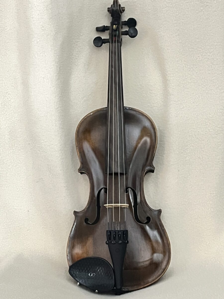 Violin s-4141 front