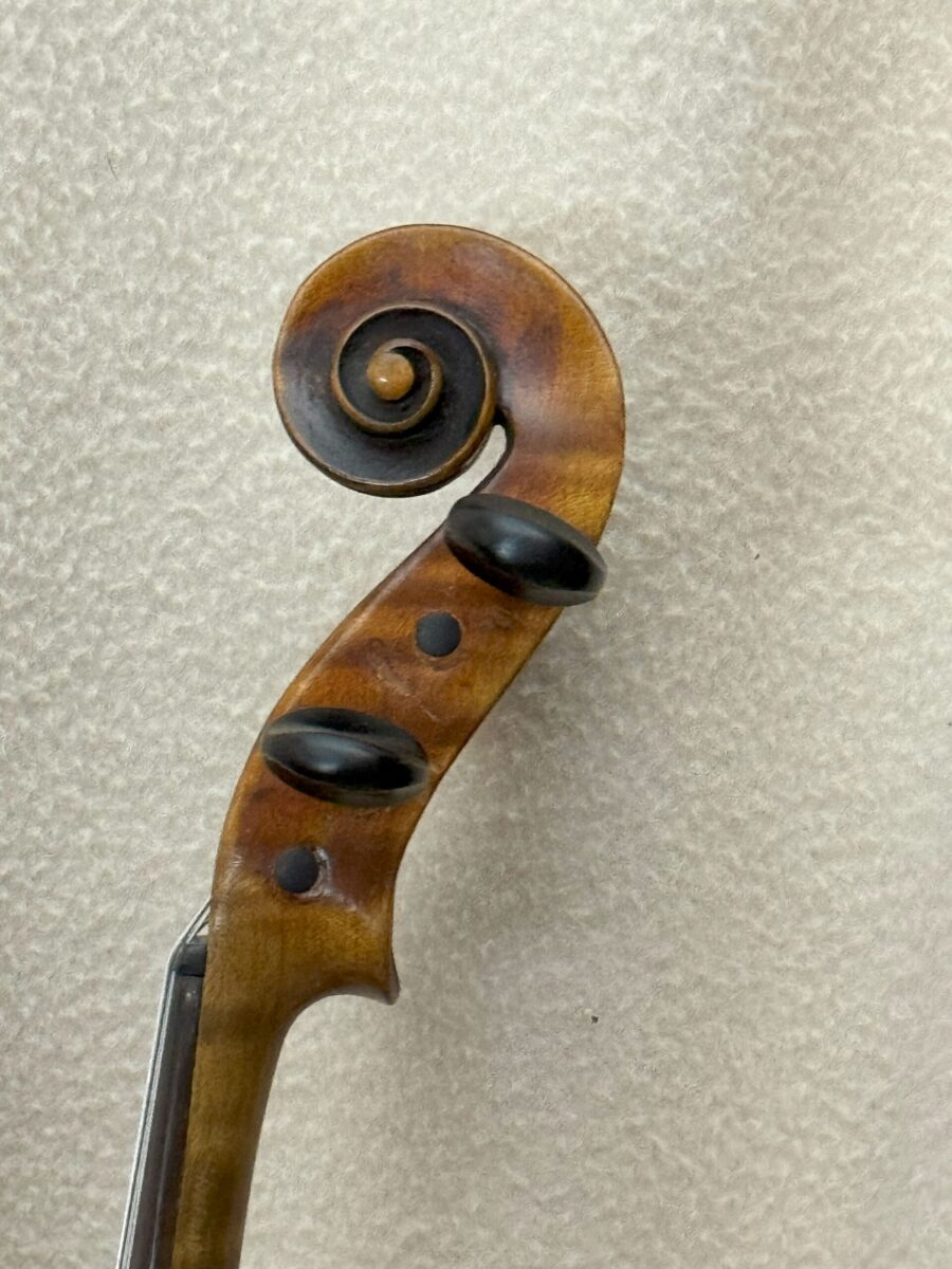 Violin C-0045 scroll