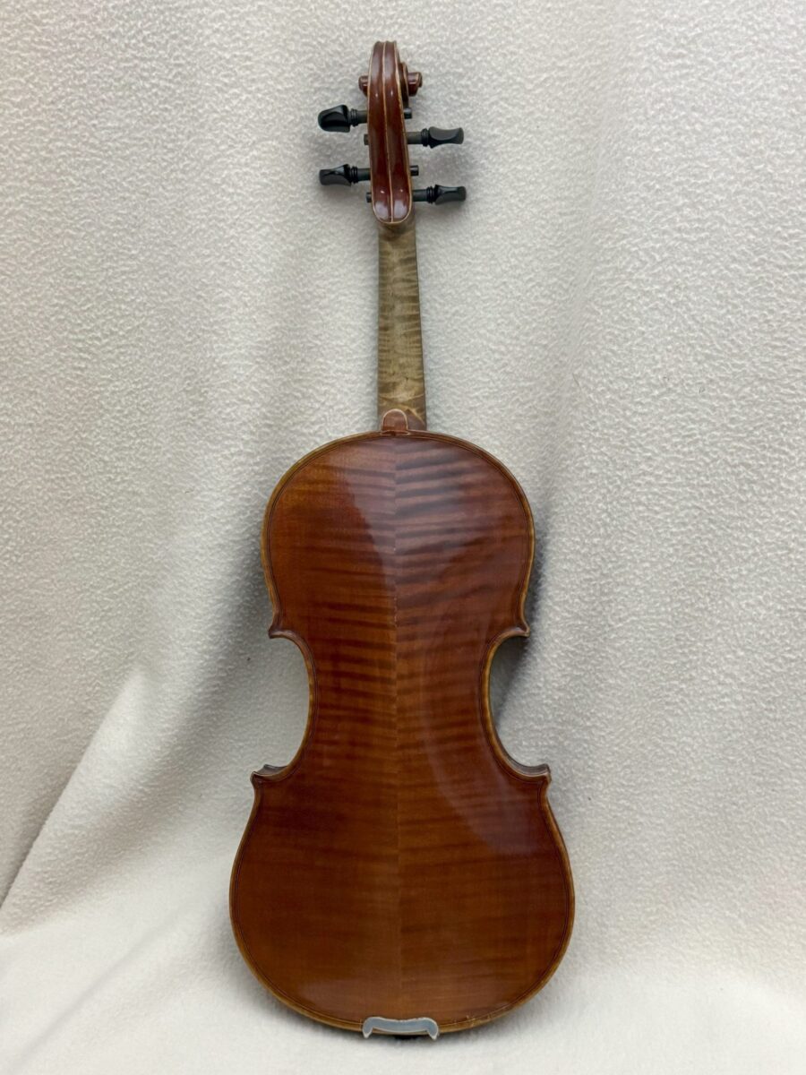 Violin C-0048 back